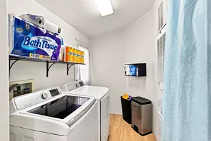 1025 N 300 W, Springville, UT 84663 - Photo 5