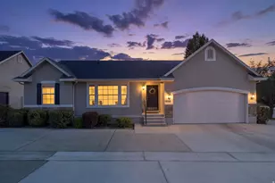 1689 W Cadbury Ln S, Springville, UT 84663 - Photo 1