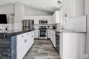 1689 W Cadbury Ln S, Springville, UT 84663 - Photo 9