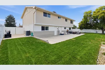 29 E 1700 N, Orem, UT 84057 - Photo 35