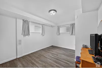 682 W 2300 N, Harrisville, UT 84414 - Photo 19