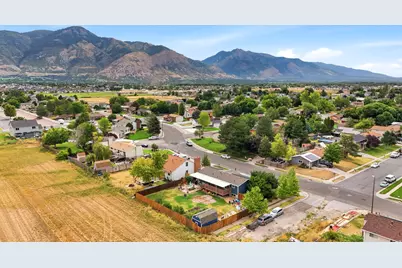 682 W 2300 N, Harrisville, UT 84414 - Photo 31