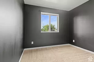 1005 W 550 S, Layton, UT 84041 - Photo 13