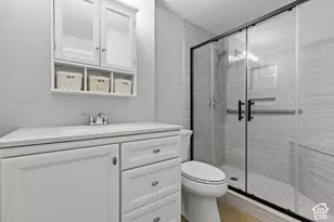 1005 W 550 S, Layton, UT 84041 - Photo 15