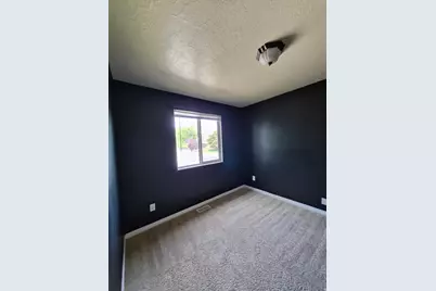 1005 W 550 S, Layton, UT 84041 - Photo 11