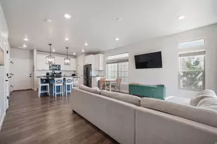 163 E Hamilton Row, Saratoga Springs, UT 84045 - Photo 5