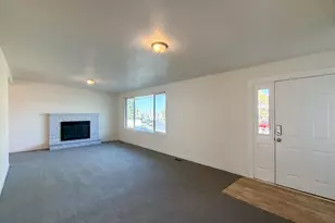 2255 Sorrento Dr, Woods Cross, UT 84087 - Photo 3