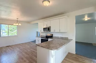 2255 Sorrento Dr, Woods Cross, UT 84087 - Photo 5