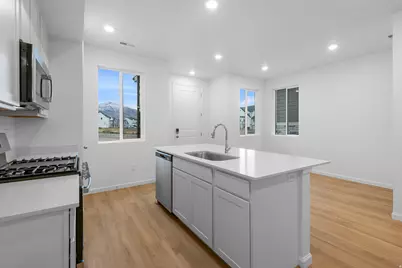 1302 E 1670 N #908, Payson, UT 84651 - Photo 5