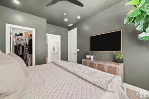 4934 S Beverly Ct E, Holladay, UT 84117 - Photo 15