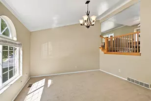 718 N Murdock Dr E, Pleasant Grove, UT 84062 - Photo 11