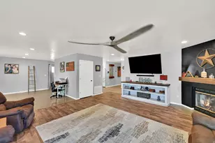 1003 E Maple St, Mapleton, UT 84664 - Photo 7