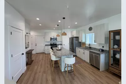 917 W 1080 S, Richfield, UT 84701 - Photo 7