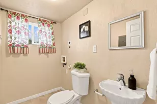 4365 S Hawkeye Dr, West Valley, UT 84120 - Photo 11