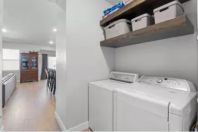 72 W Parkside Loop S, Elk Ridge, UT 84651 - Photo 17