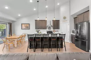 72 W Parkside Loop S, Elk Ridge, UT 84651 - Photo 7