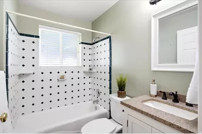 1326 W 800 N, Clinton, UT 84015 - Photo 17