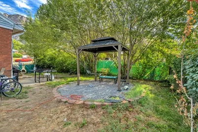 704 Robins Ave, Ogden, UT 84404 - Photo 25