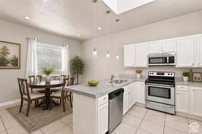 7947 S 5095 W, West Jordan, UT 84081 - Photo 19