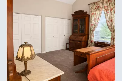 978 Oakwood Dr, Bountiful, UT 84010 - Photo 9