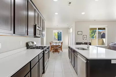 879 W Hexham Dr N, North Salt Lake, UT 84054 - Photo 19