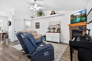1434 W 1100 N, Farr West, UT 84404 - Photo 15