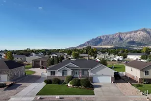 1434 W 1100 N, Farr West, UT 84404 - Photo 43