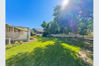 442 S 875 E, Fruit Heights, UT 84037 - Photo 29