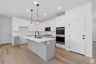 7177 W Monterrey Oak Dr, Herriman, UT 84096 - Photo 9