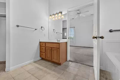 2368 E 240 S, Saint George, UT 84770 - Photo 13