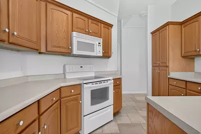 2368 E 240 S, Saint George, UT 84770 - Photo 9