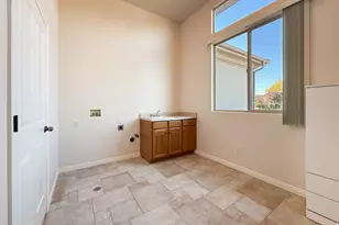 2368 E 240 S, Saint George, UT 84770 - Photo 21