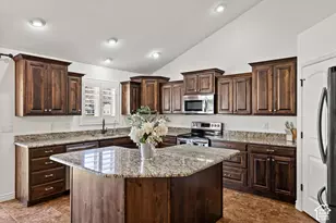 2246 N 225 W, Harrisville, UT 84414 - Photo 11