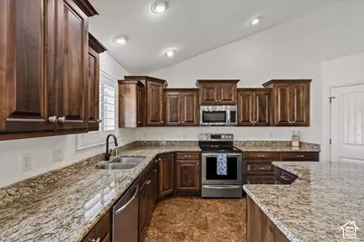 2246 N 225 W, Harrisville, UT 84414 - Photo 13