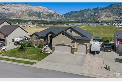 2246 N 225 W, Harrisville, UT 84414 - Photo 3