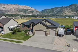 2246 N 225 W, Harrisville, UT 84414 - Photo 3