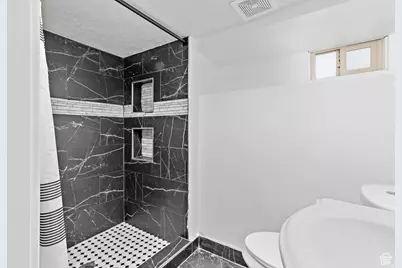 372 E 400 N, Springville, UT 84663 - Photo 21