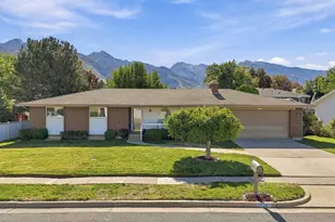 2524 E Camelback Rd, Cottonwood Heights, UT 84121 - Photo 1