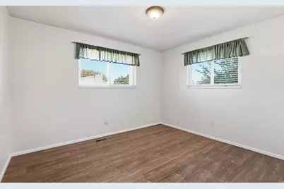 2524 E Camelback Rd, Cottonwood Heights, UT 84121 - Photo 25