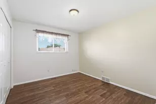 2524 E Camelback Rd, Cottonwood Heights, UT 84121 - Photo 23