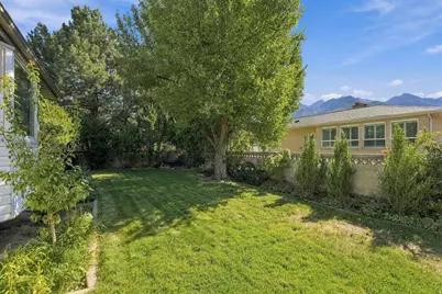 2524 E Camelback Rd, Cottonwood Heights, UT 84121 - Photo 43