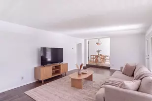 2524 E Camelback Rd, Cottonwood Heights, UT 84121 - Photo 13