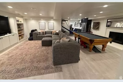 340 W Willow Ridge Cir N, Centerville, UT 84014 - Photo 23