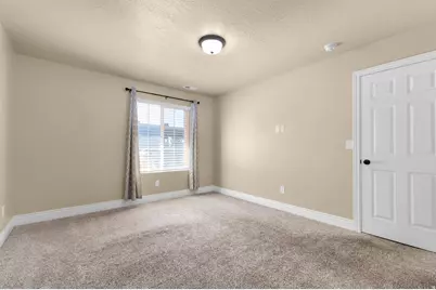 33 E 8330 S, Sandy, UT 84070 - Photo 29