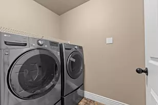 33 E 8330 S, Sandy, UT 84070 - Photo 21