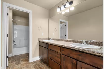 33 E 8330 S, Sandy, UT 84070 - Photo 21