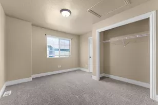 33 E 8330 S, Sandy, UT 84070 - Photo 23