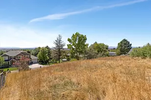 304 W 3275 N, Pleasant View, UT 84414 - Photo 11