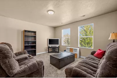 843 W 2400 N, West Bountiful, UT 84087 - Photo 15