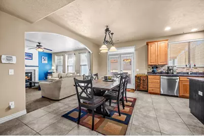 843 W 2400 N, West Bountiful, UT 84087 - Photo 5